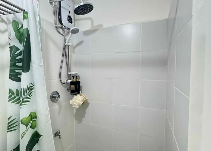 Lights And Cozy Nights Apartment Manila